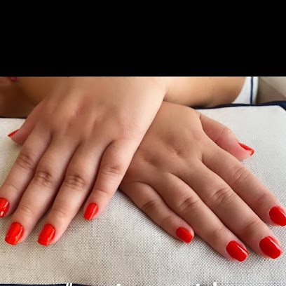 Tati.Manicure E Pedicure: unhas em Belmira Novaes, Peruíbe