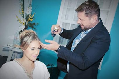 Romolo Gouveia Cabeleireiro: cabelo em Jardim Paraiso, São Vicente